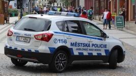 jablonec městská policie oto petr vitvar img-8858-auto-mp retina.1640x880.exact.q65